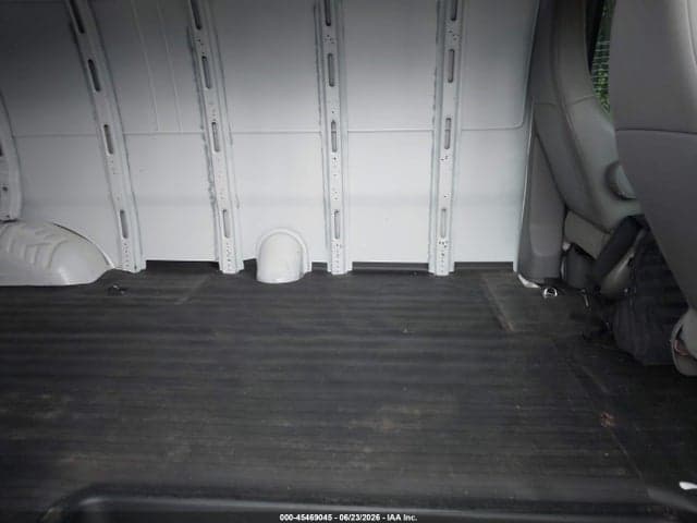 2018 CHEVROLET EXPRESS 3500 WORK VAN 8