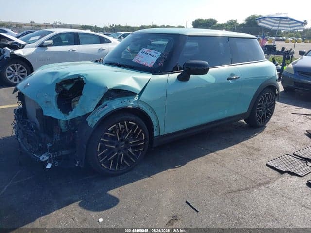 2025 MINI HARDTOP COOPER 2