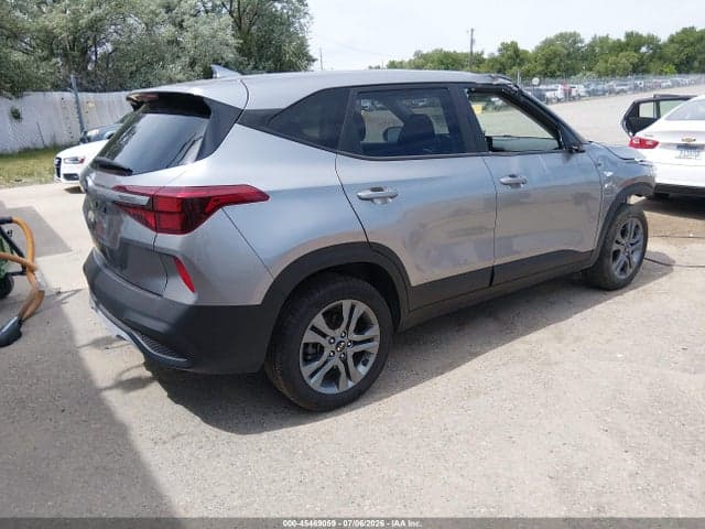 2021 KIA SELTOS LX 4