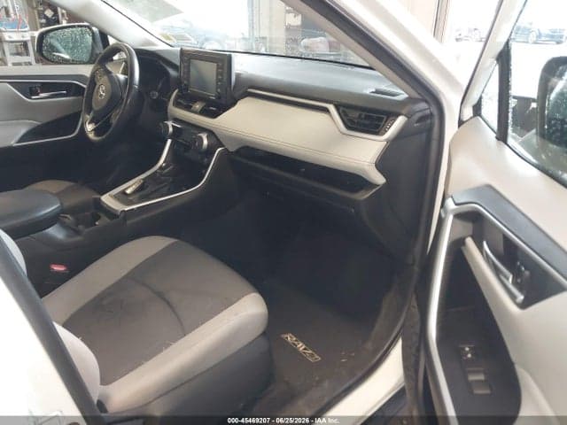 2021 TOYOTA RAV4 XLE 5