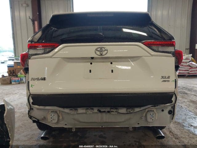 2021 TOYOTA RAV4 XLE 6