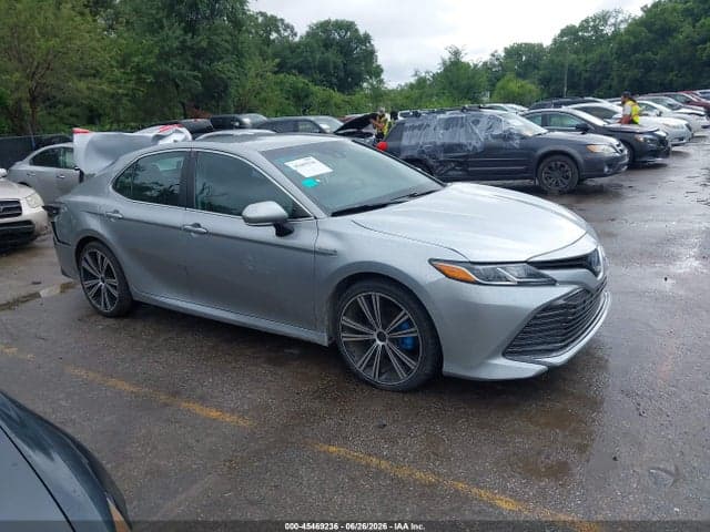 2020 TOYOTA CAMRY LE HYBRID