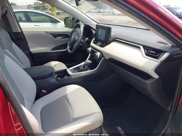 2019 TOYOTA RAV4 XLE PREMIUM 5