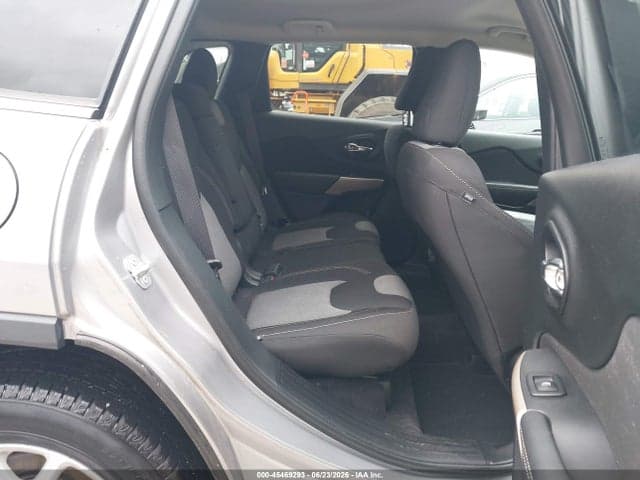 2018 JEEP CHEROKEE LATITUDE 4X4 8