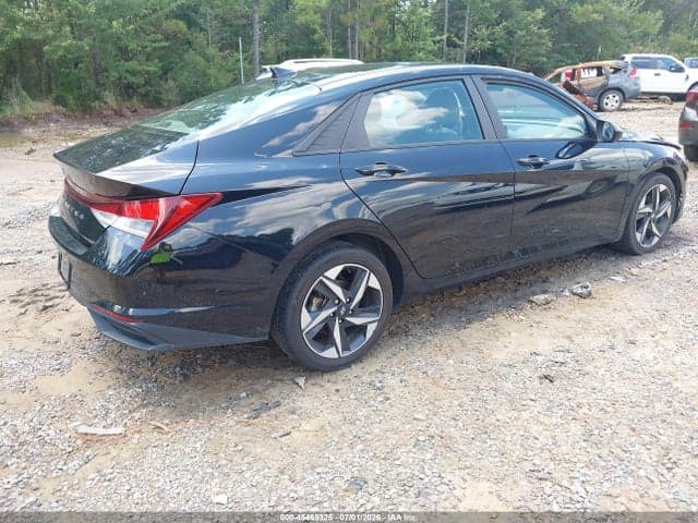 2023 HYUNDAI ELANTRA SEL 4