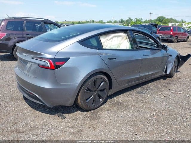 2026 TESLA MODEL 3 5