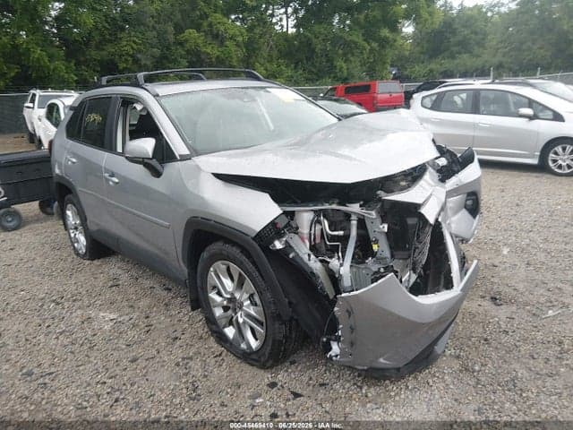 2025 TOYOTA RAV4 XLE PREMIUM 1