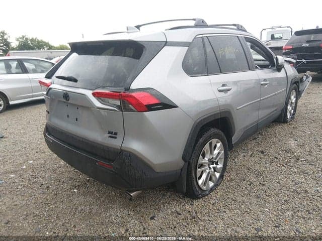 2025 TOYOTA RAV4 XLE PREMIUM 4