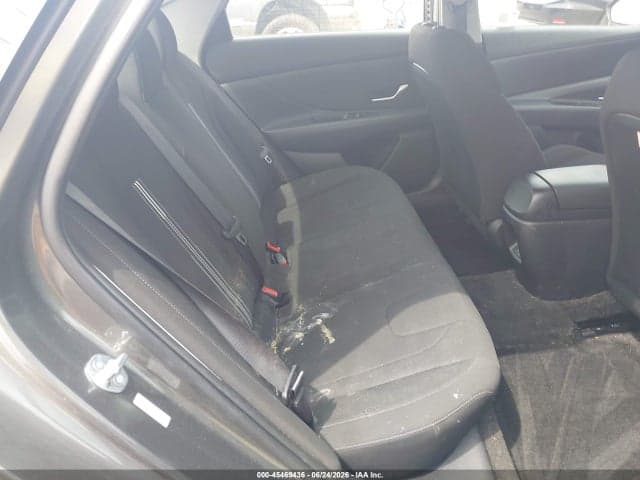 2024 HYUNDAI ELANTRA SEL 8
