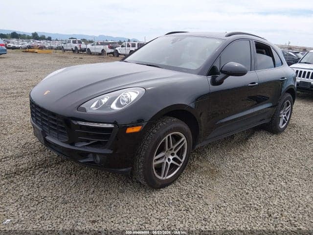 2017 PORSCHE MACAN 2