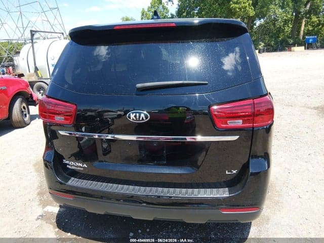 2019 KIA SEDONA LX 17