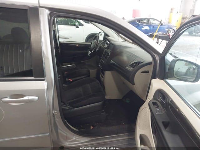 2017 DODGE GRAND CARAVAN SE 5