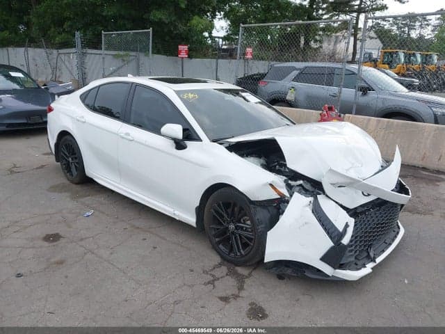 2025 TOYOTA CAMRY SE 1