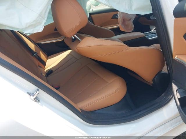 2024 BMW 330I 8