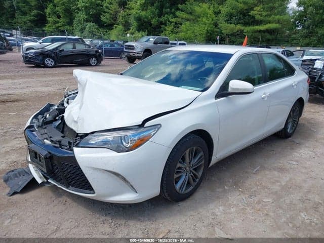 2017 TOYOTA CAMRY SE 2