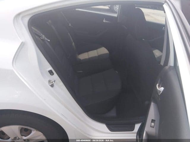 2017 KIA FORTE LX 8