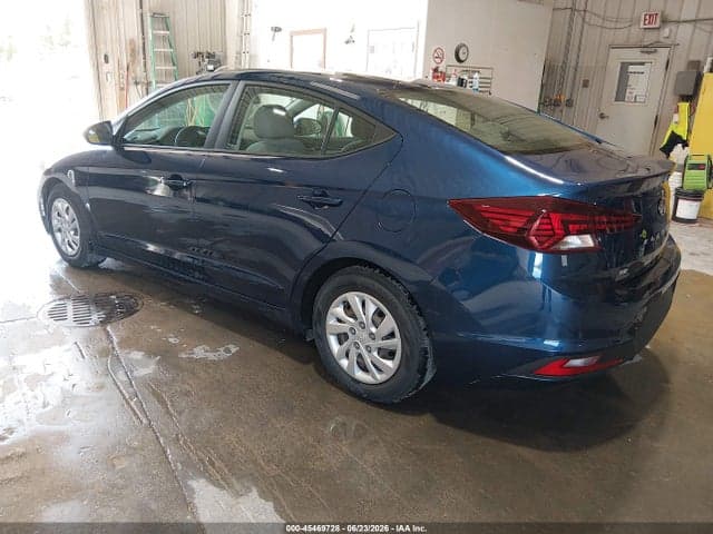 2020 HYUNDAI ELANTRA SE 3