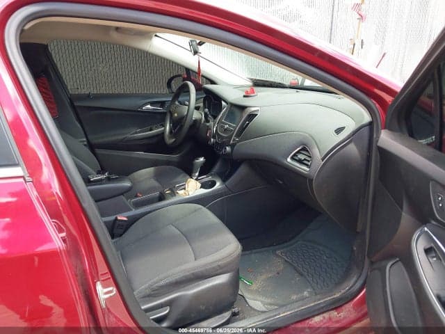 2017 CHEVROLET CRUZE LT AUTO 5