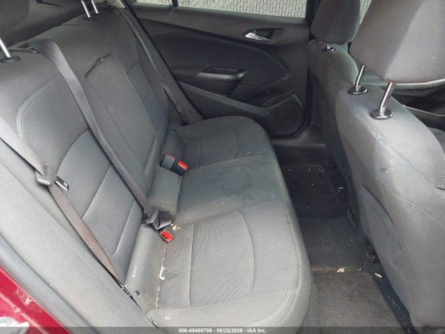 2017 CHEVROLET CRUZE LT AUTO 8
