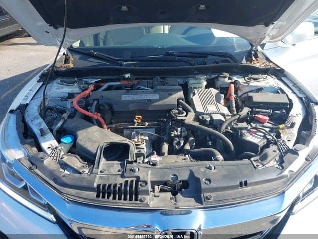2017 HONDA ACCORD HYBRID EX-L 10