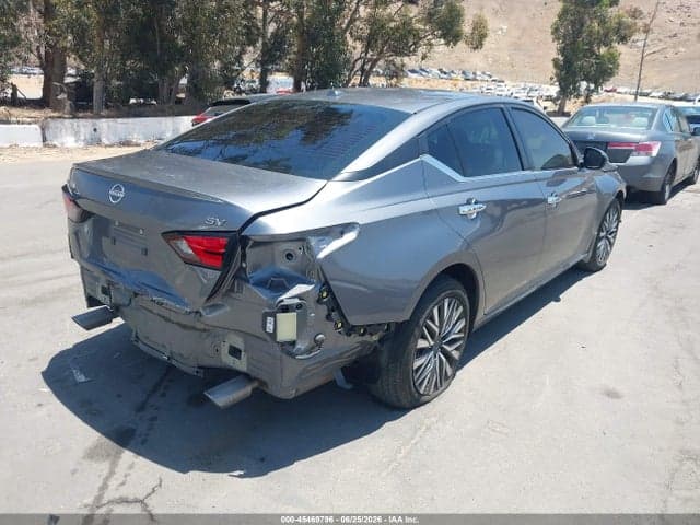 2024 NISSAN ALTIMA SV FWD 4