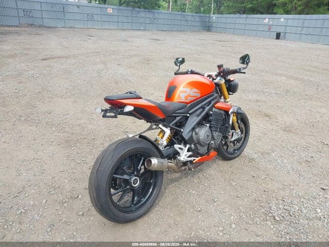 2022 TRIUMPH MOTORCYCLE SPEED TRIPLE 1200 RS 4