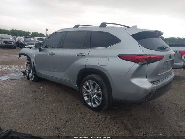 2022 TOYOTA HIGHLANDER LIMITED 3