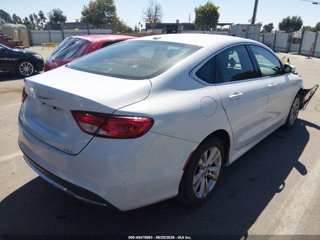 2016 CHRYSLER 200 LIMITED 4