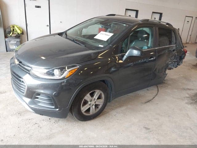 2017 CHEVROLET TRAX LT 2