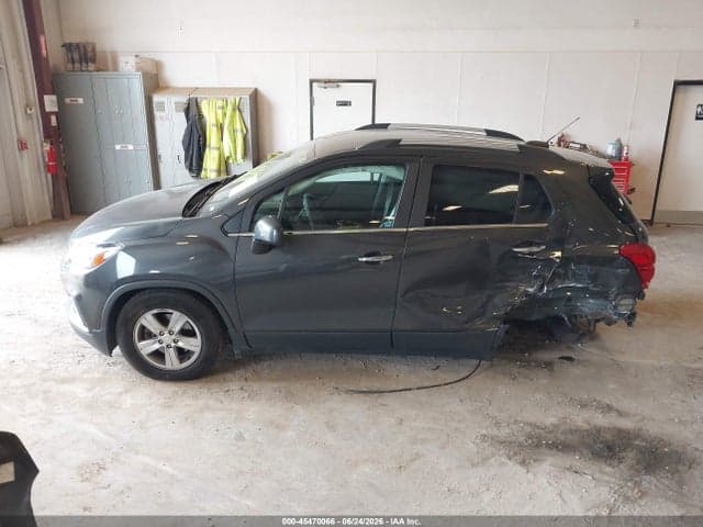 2017 CHEVROLET TRAX LT 14