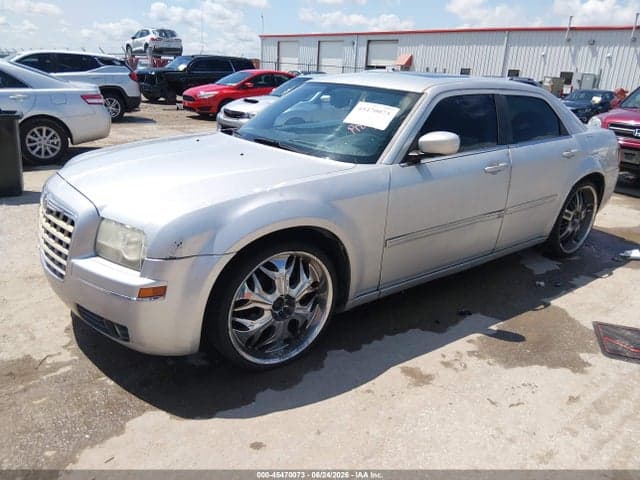 2005 CHRYSLER 300 TOURING 2