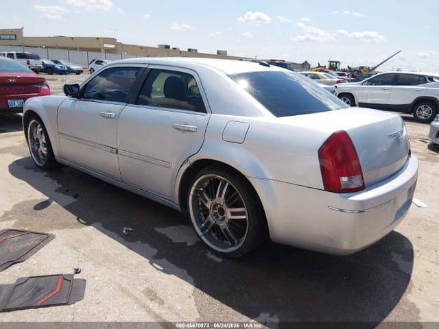 2005 CHRYSLER 300 TOURING 3