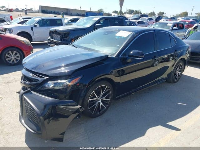 2022 TOYOTA CAMRY SE 2