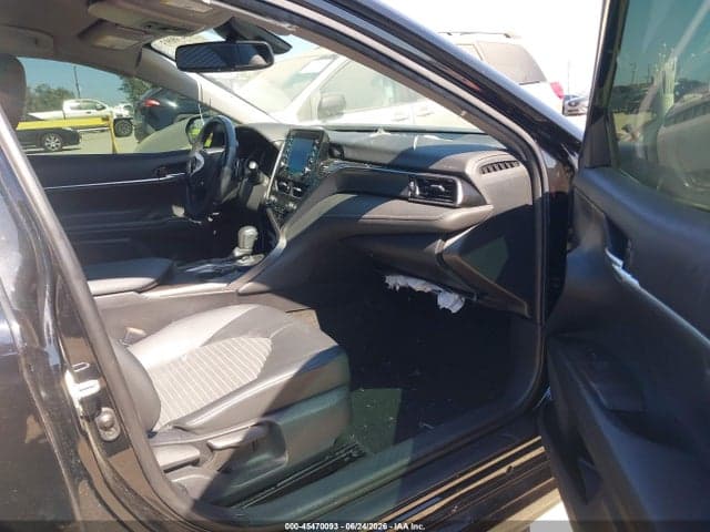 2022 TOYOTA CAMRY SE 5