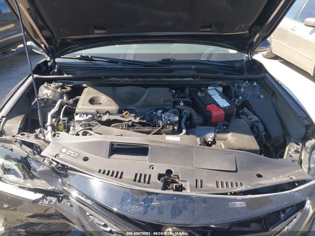 2022 TOYOTA CAMRY SE 10