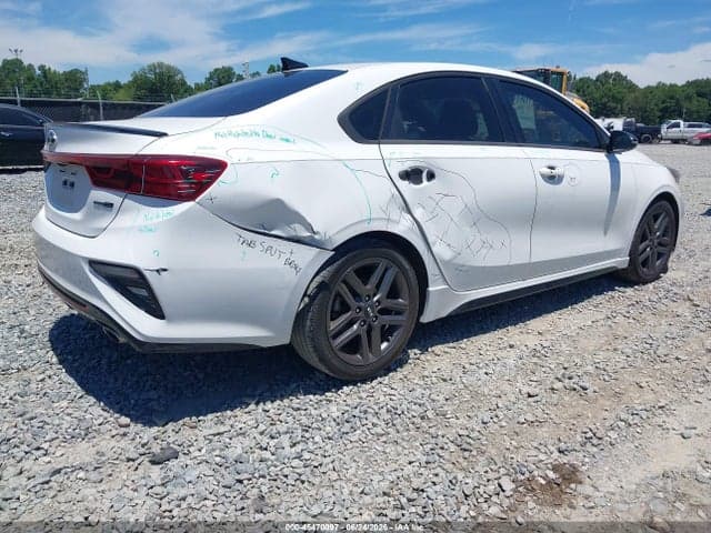 2021 KIA FORTE GT-LINE 4