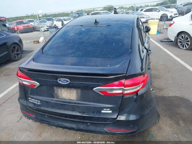 2019 FORD FUSION SE 17