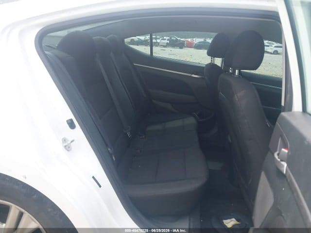 2019 HYUNDAI ELANTRA SEL 8