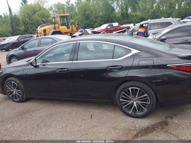 2022 LEXUS ES 250 14
