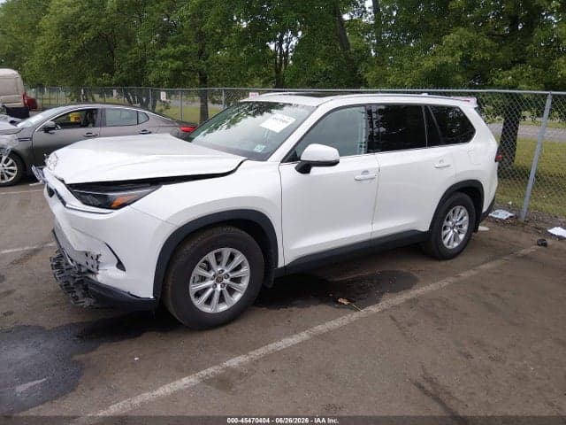 2025 TOYOTA GRAND HIGHLANDER HYBRID XLE 2