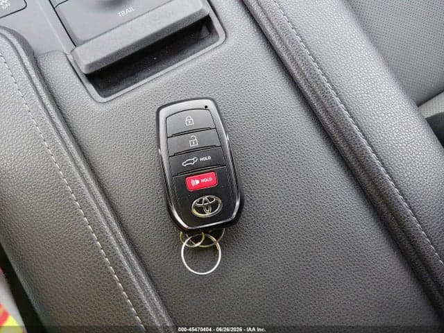 2025 TOYOTA GRAND HIGHLANDER HYBRID XLE 11