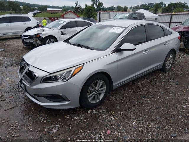 2016 HYUNDAI SONATA SE 2