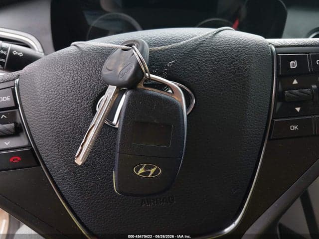 2016 HYUNDAI SONATA SE 11