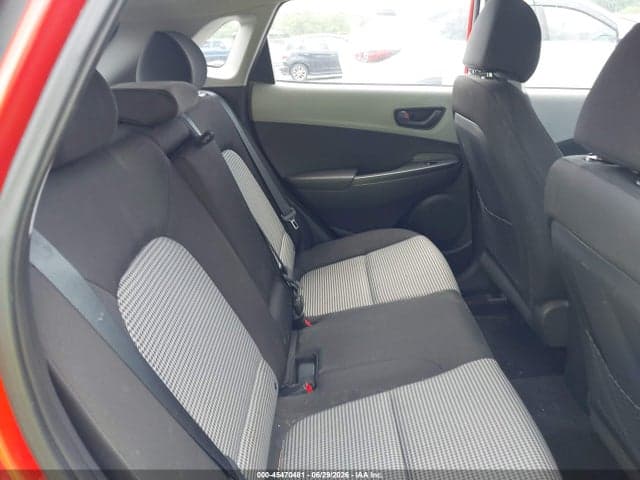 2020 HYUNDAI KONA SE 8