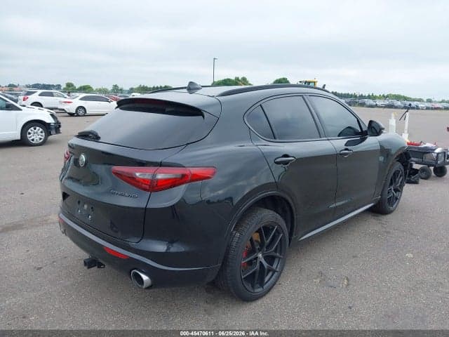 2021 ALFA ROMEO STELVIO TI AWD 4