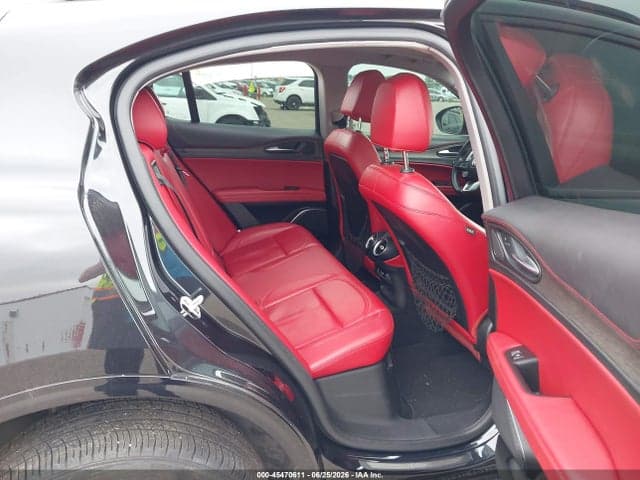 2021 ALFA ROMEO STELVIO TI AWD 8