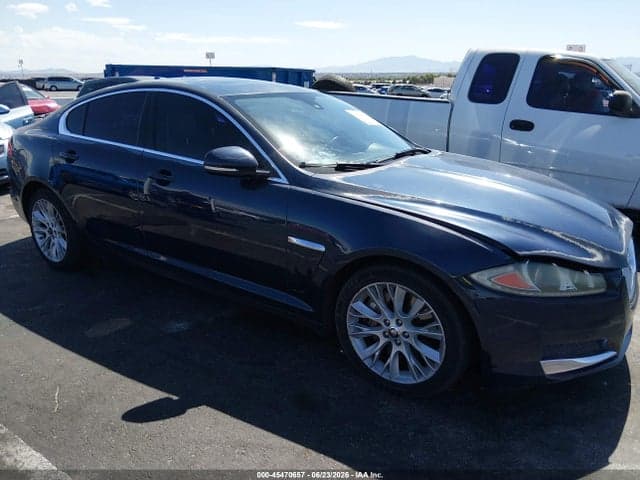 2013 JAGUAR XF V6