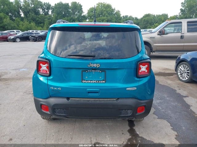 2022 JEEP RENEGADE LATITUDE 4X4 17