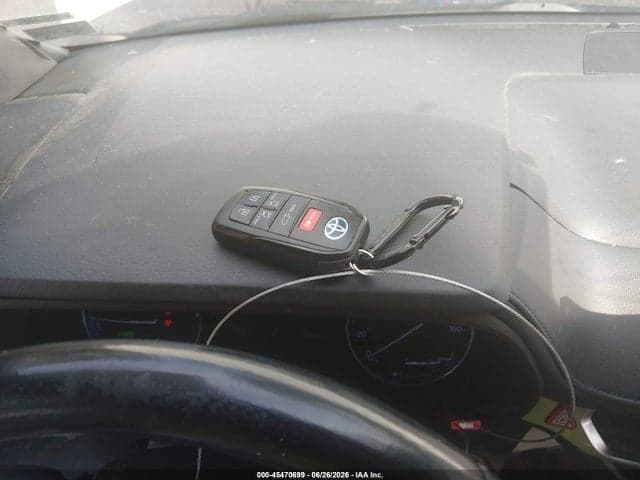 2021 TOYOTA SIENNA LIMITED 11