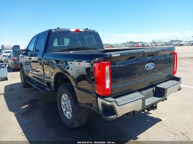 2023 FORD F-250 XLT 3